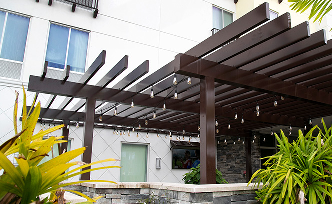 Aluminum pergola for hotel